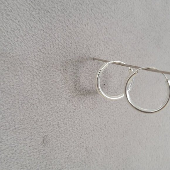 925 Sterling Silver Hoop Earrings - Picture 7 of 13